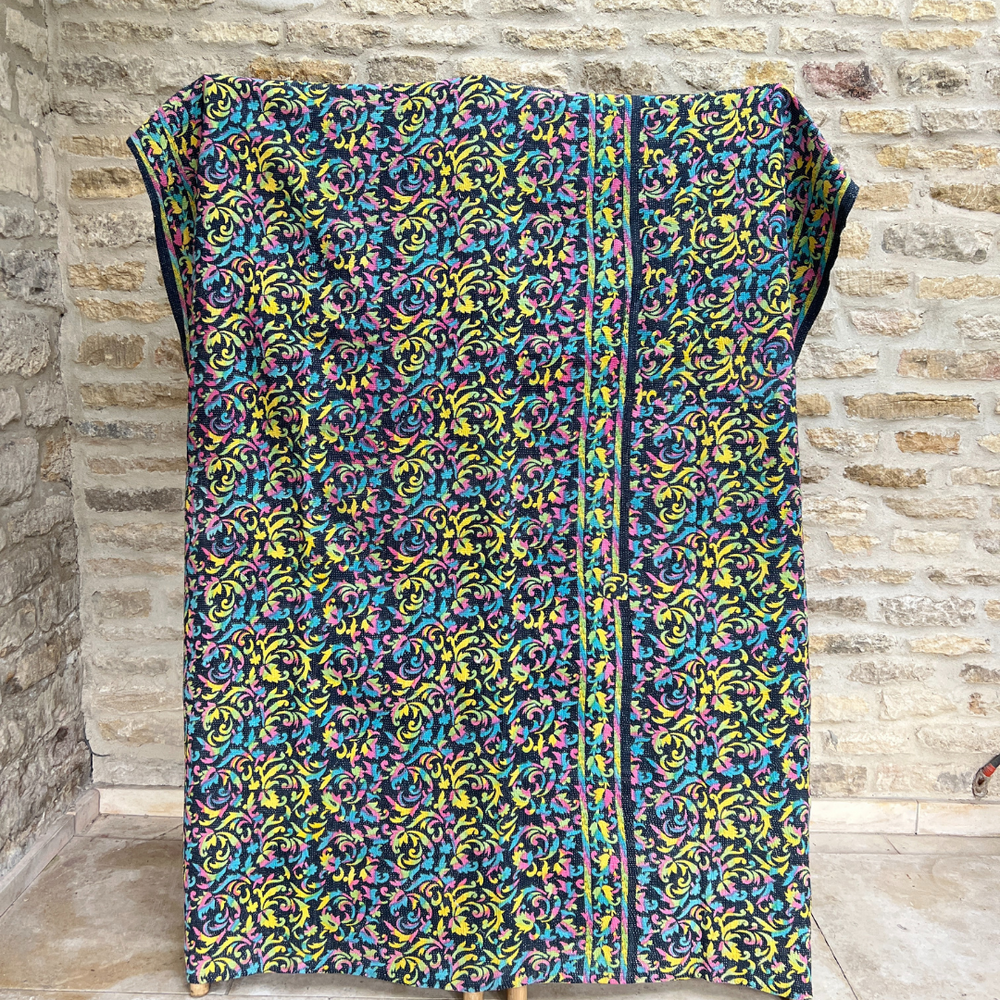 
                      
                        Midweight Kantha Quilt No. 529
                      
                    