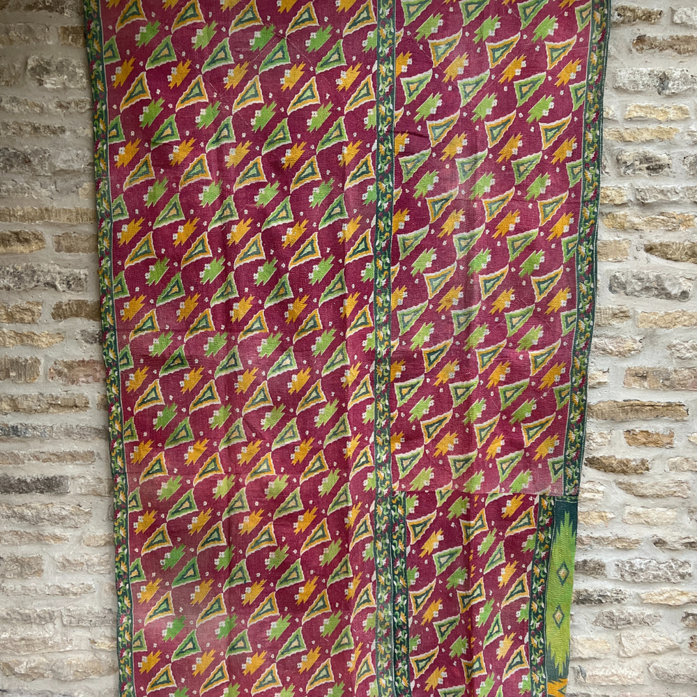 
                      
                        Midweight Kantha Quilt No. 733
                      
                    