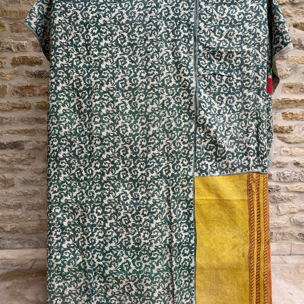 
                      
                        Kantha Quilt No. 486
                      
                    