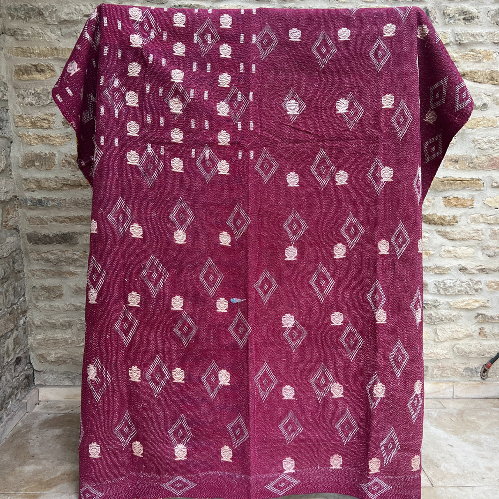 
                      
                        Kantha Quilt No. 570
                      
                    