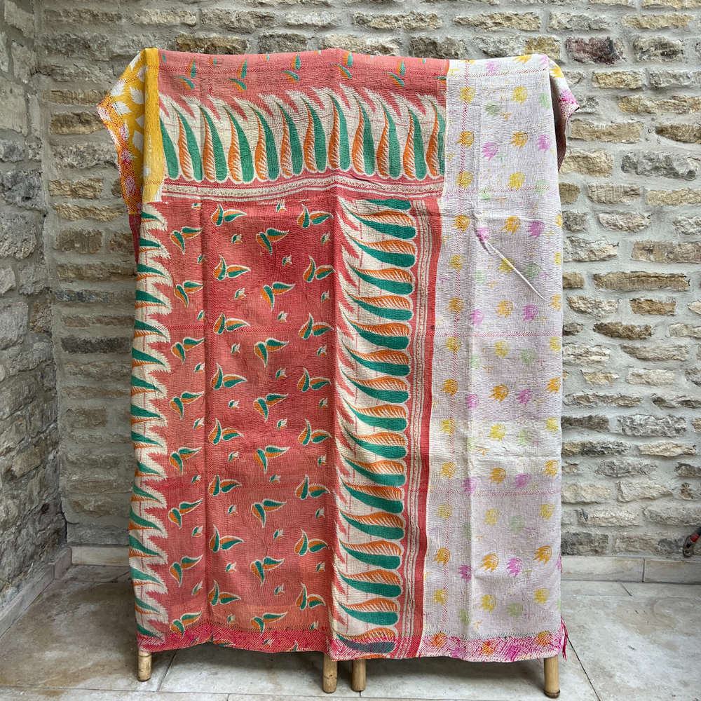 
                      
                        Kantha Quilt No. 547
                      
                    