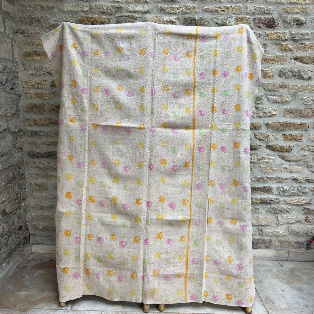 
                      
                        Kantha Quilt No. 542
                      
                    