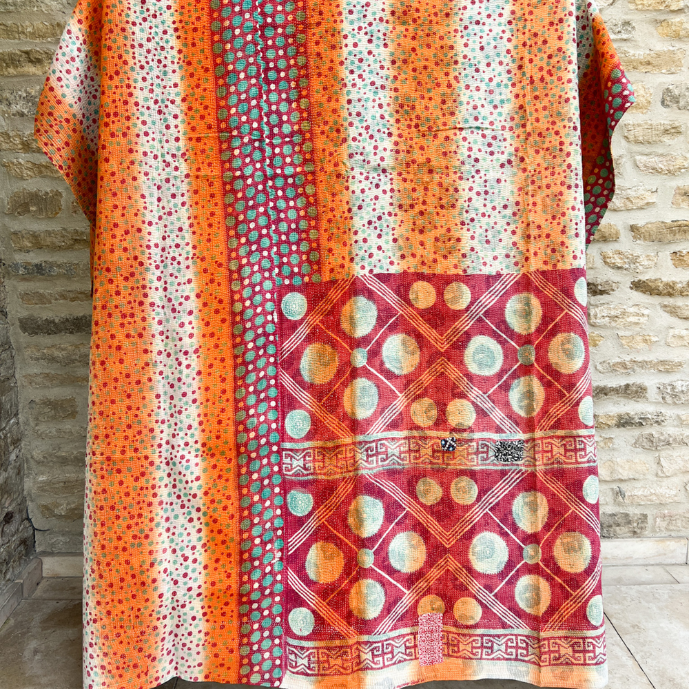 
                      
                        Kantha Quilt No. 454
                      
                    