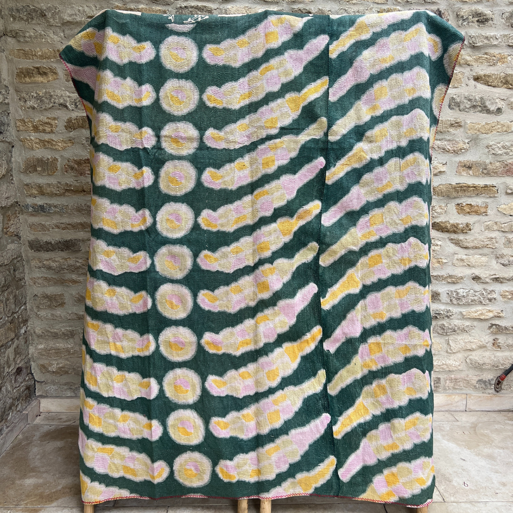 
                      
                        Kantha Quilt No. 557
                      
                    