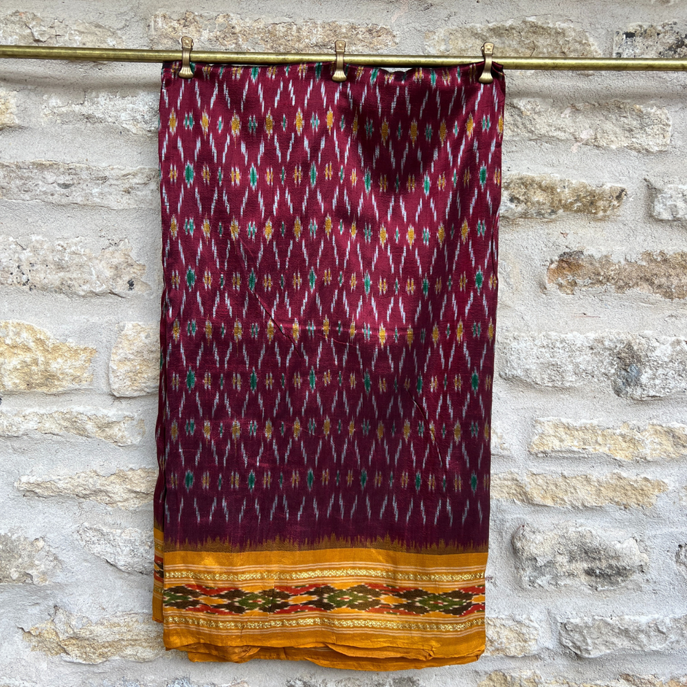 
                      
                        Vintage Silk Sari 088
                      
                    